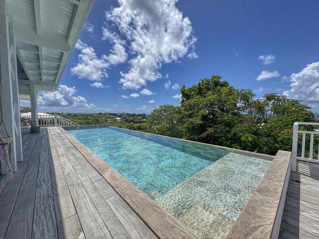 10.Location villa piscine Saint François Guadeloupe_Piscine vue mer